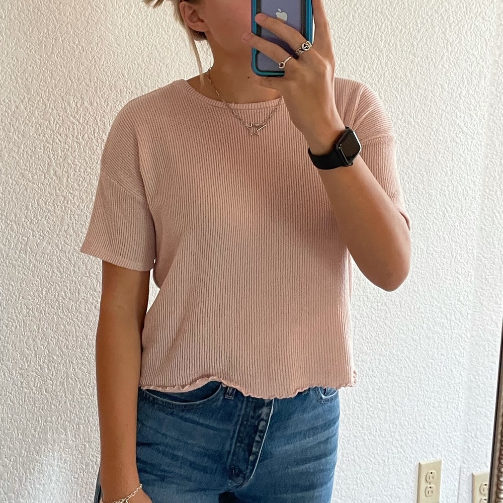American Eagle Light Pink Knit Short Sleeve